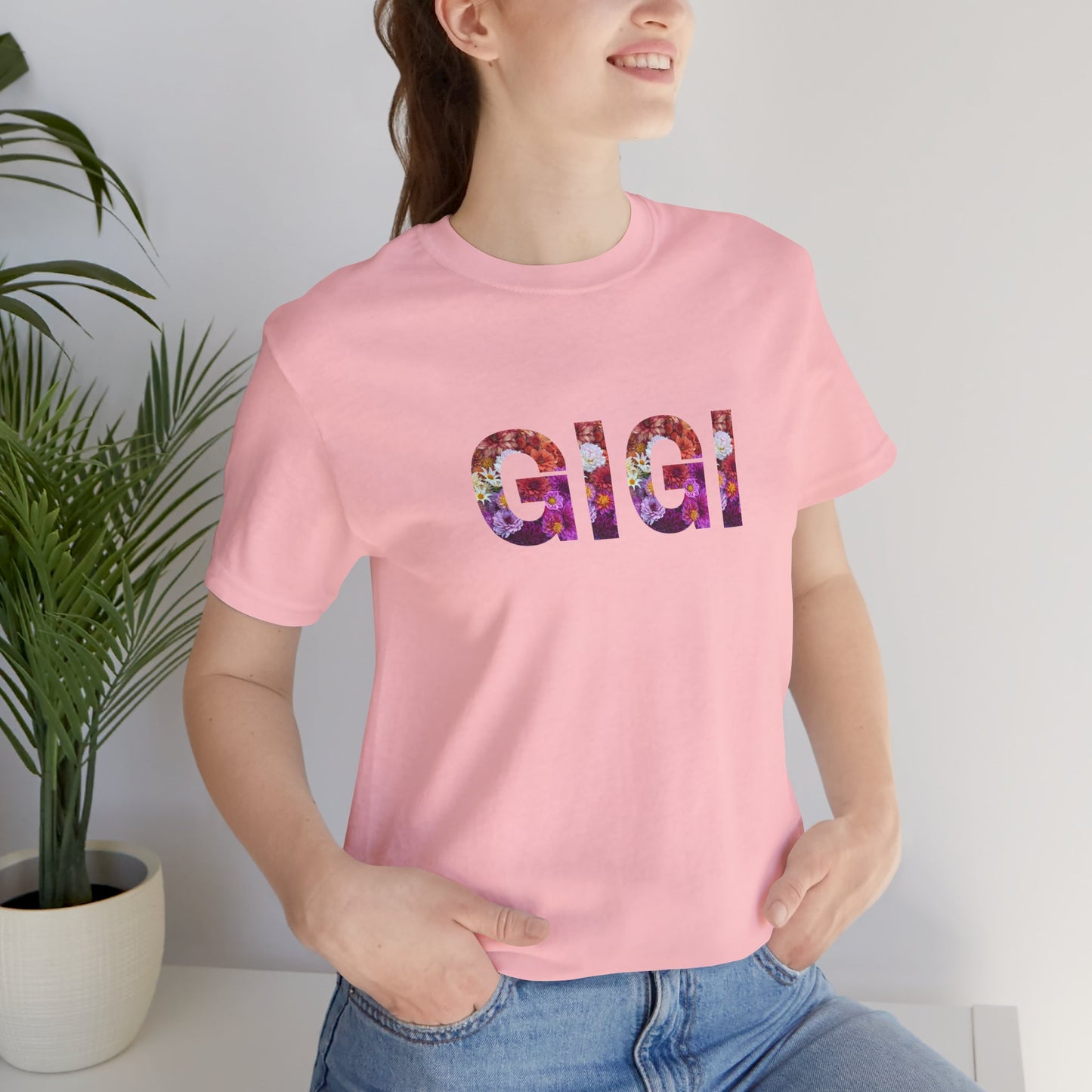 Floral Gigi Grandma Tee - Perfect for Mother's Day, Gifts for Moms and Grandmas